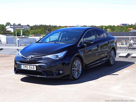 Toyota Avensis Sedan