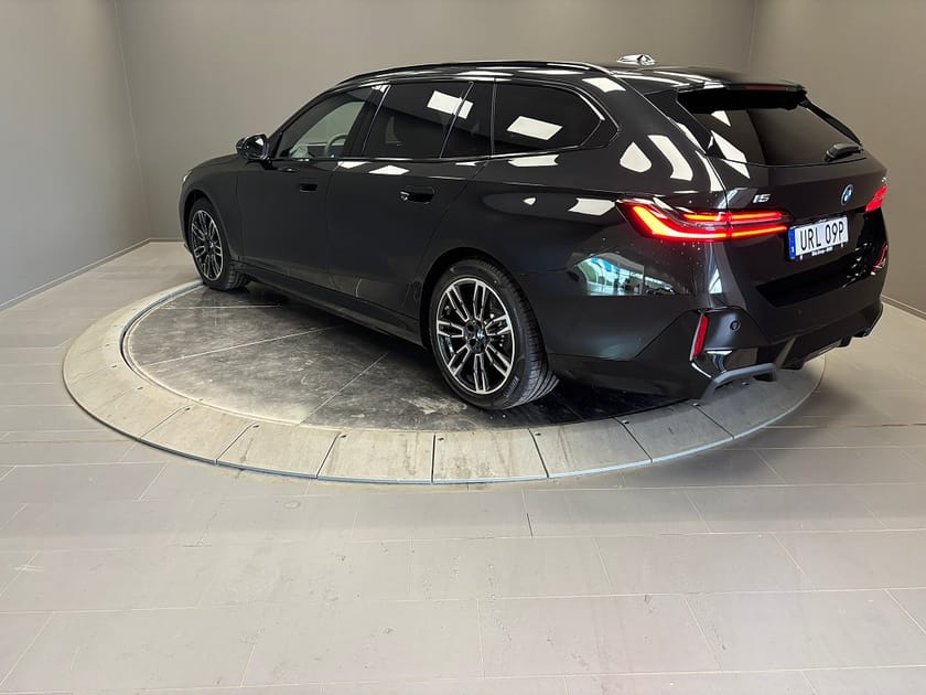 Bild 3 av BMW i5 xDrive40 Touring