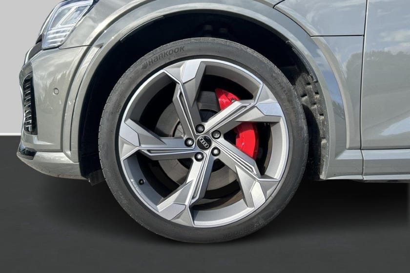 Bild 5 av Audi SQ8 e-tron quattro