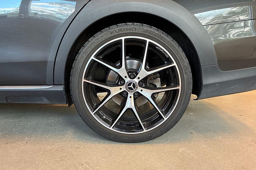 Bild 4 av Mercedes-Benz E 220 d 4MATIC All-Terrain