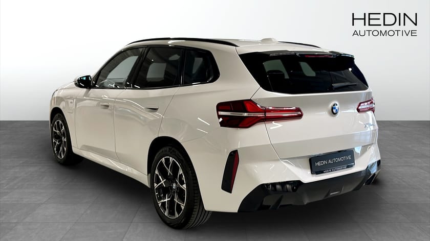 Bild 2 av BMW X3 30e xDrive
