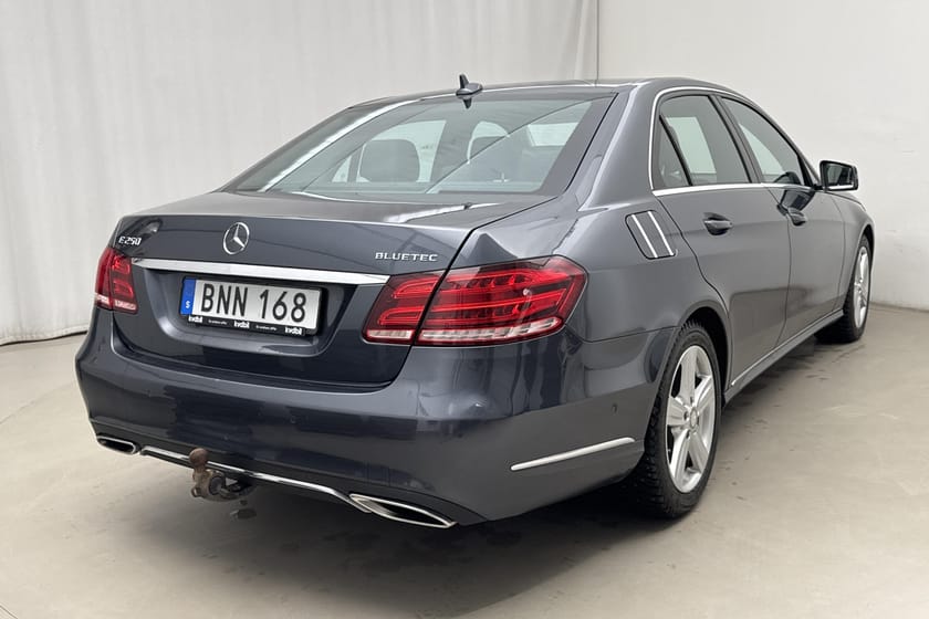 Bild 3 av Mercedes-Benz E 250 BlueTEC 4MATIC