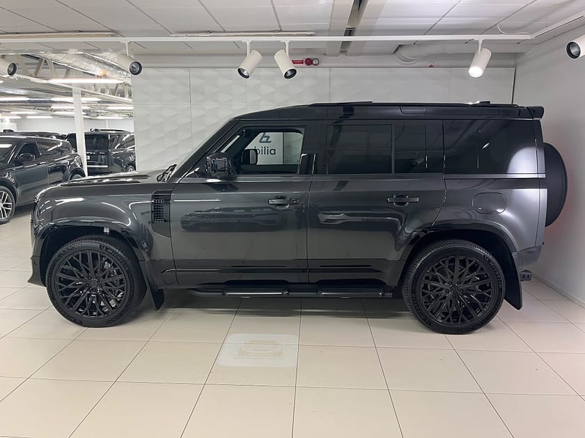 Bild 3 av Land Rover Defender P300e PHEV