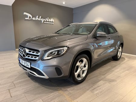 Mercedes-Benz GLA 200