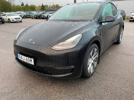 Tesla Model Y Long Range AWD