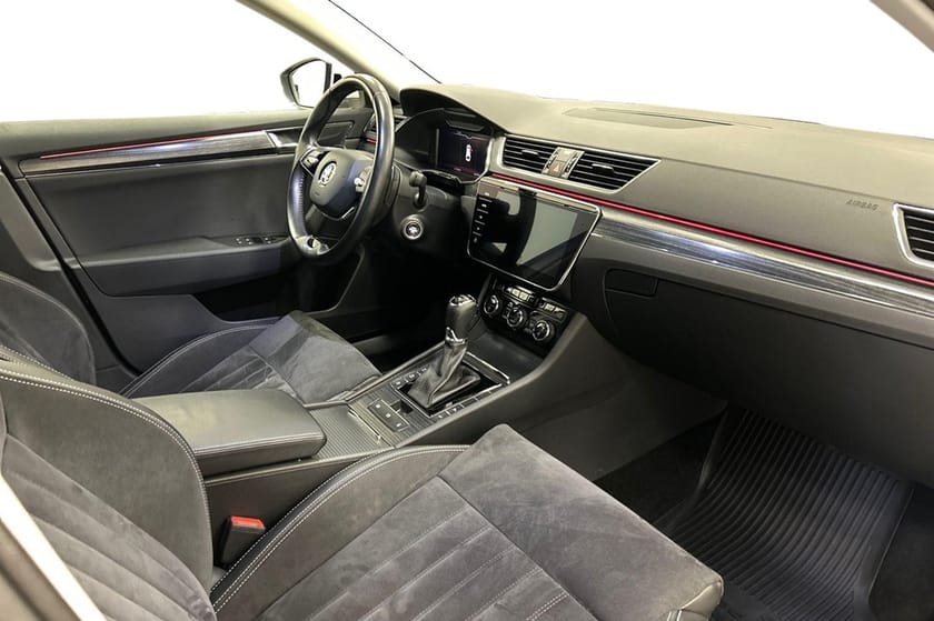 Bild 5 av Škoda Superb iV Kombi