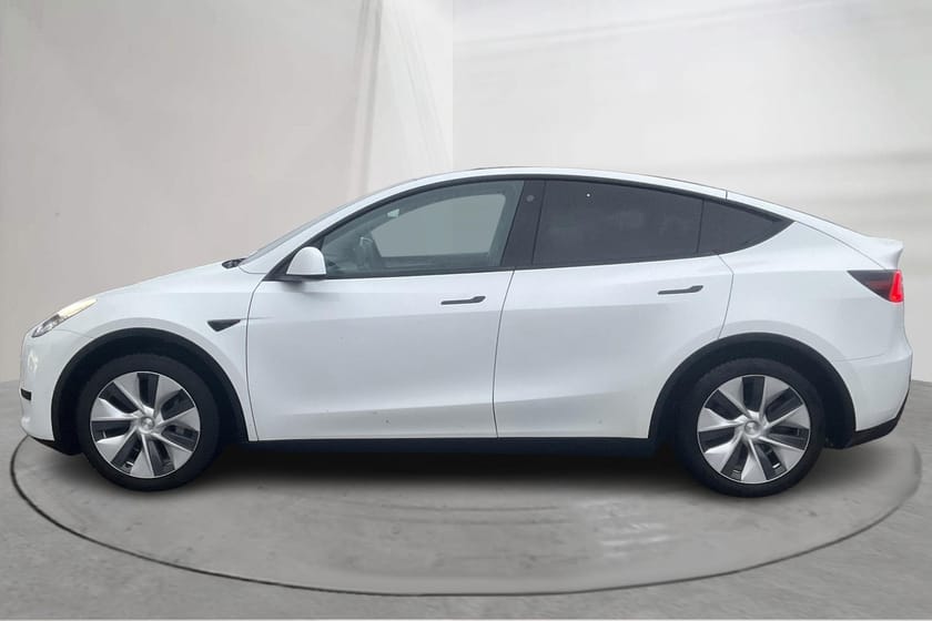 Bild 2 av Tesla Model Y Standard Range RWD