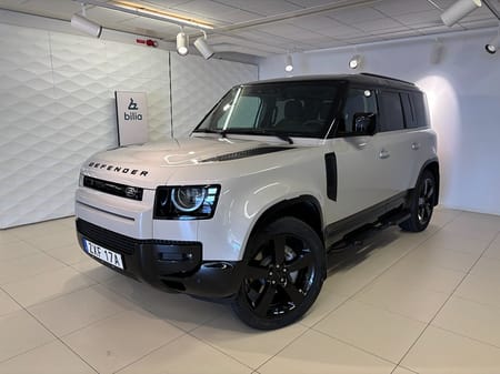 Land Rover Defender P300e PHEV
