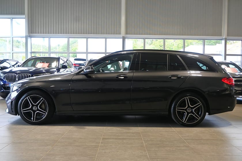 Bild 2 av Mercedes-Benz C 300 T de