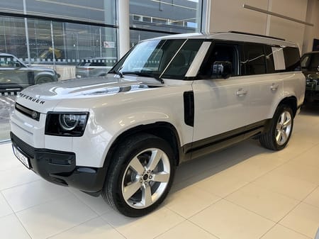 Land Rover Defender 130 D250 MHEV