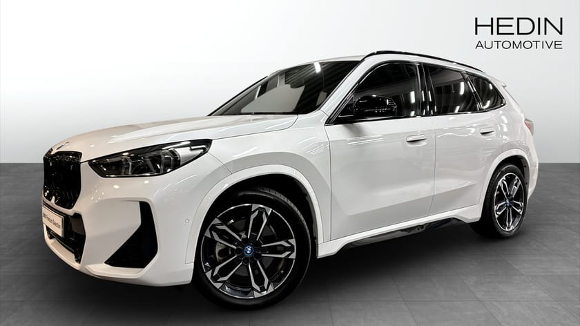 Bild 1 av BMW iX1 xDrive30