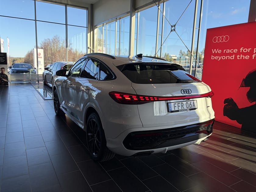 Bild 5 av Audi Q5 Sportback e-hybrid quattro