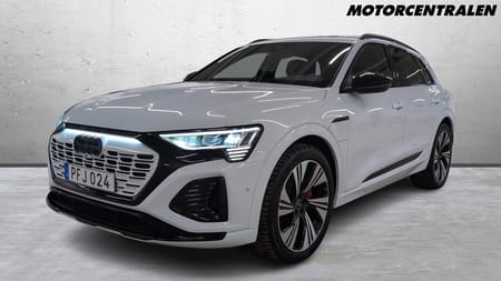 Audi Q8 55 e-tron quattro