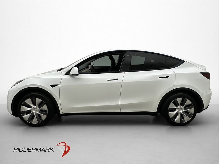 Bild 5 av Tesla Model Y Standard Range RWD