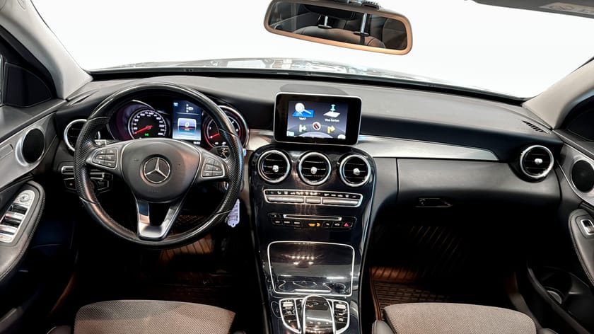 Bild 4 av Mercedes-Benz C 220 T d BlueTEC