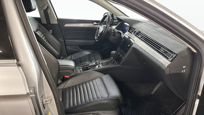 Bild 3 av Volkswagen Passat Sportscombi