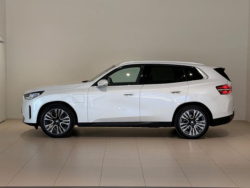 Bild 2 av BMW X3 30e xDrive