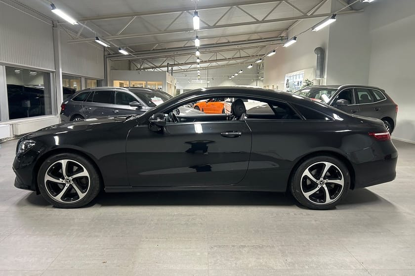 Bild 2 av Mercedes-Benz E 200 4MATIC Coupé