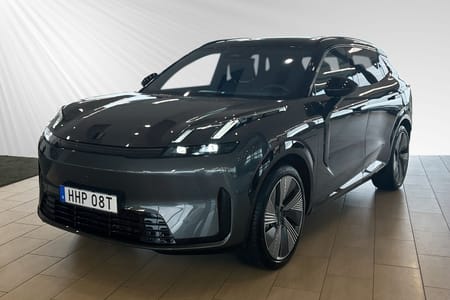 Lynk & Co 08 PHEV
