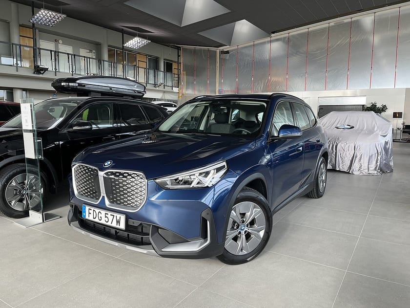 Bild 1 av BMW iX1 xDrive30