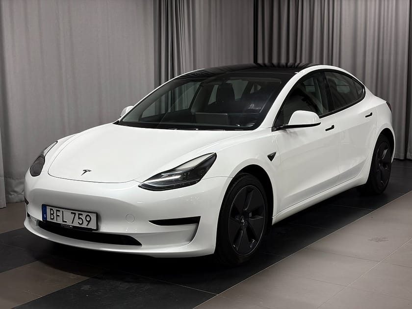 Bild 1 av Tesla Model 3 Standard Range