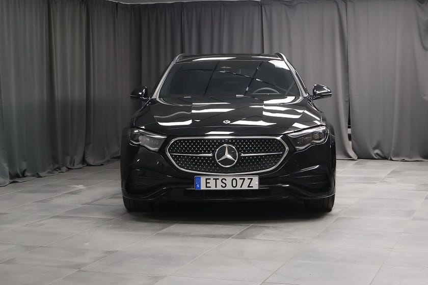Bild 3 av Mercedes-Benz E 300 de 4MATIC T