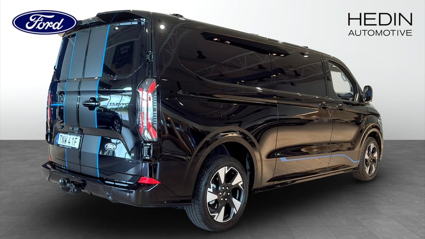 Bild 2 av Ford Transit Custom 82.5 kWh AWD
