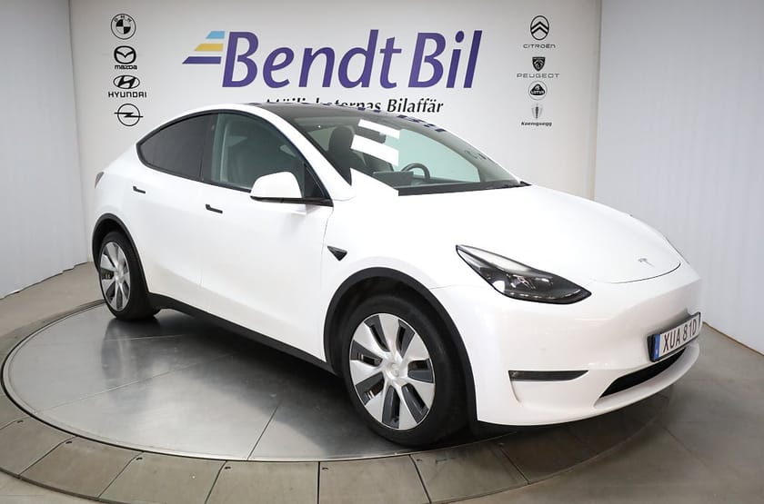Bild 1 av Tesla Model Y Long Range AWD