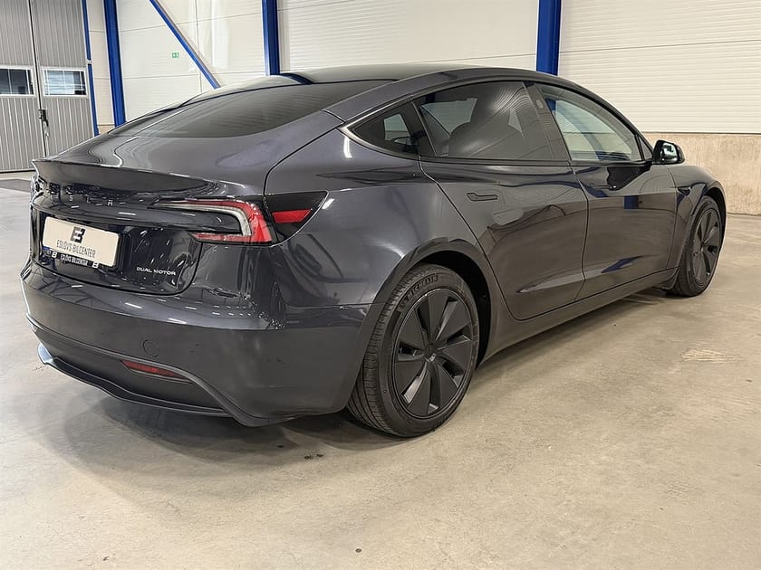 Bild 5 av Tesla Model 3 Long Range AWD