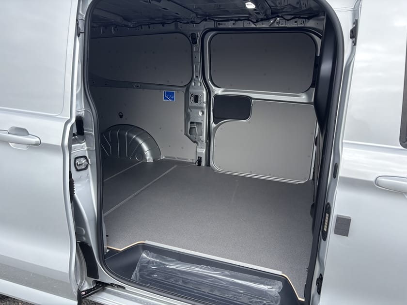 Bild 3 av Volkswagen Transporter eHybrid