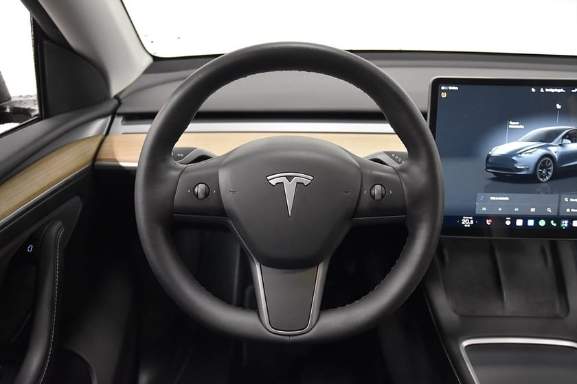 Bild 2 av Tesla Model Y Long Range AWD