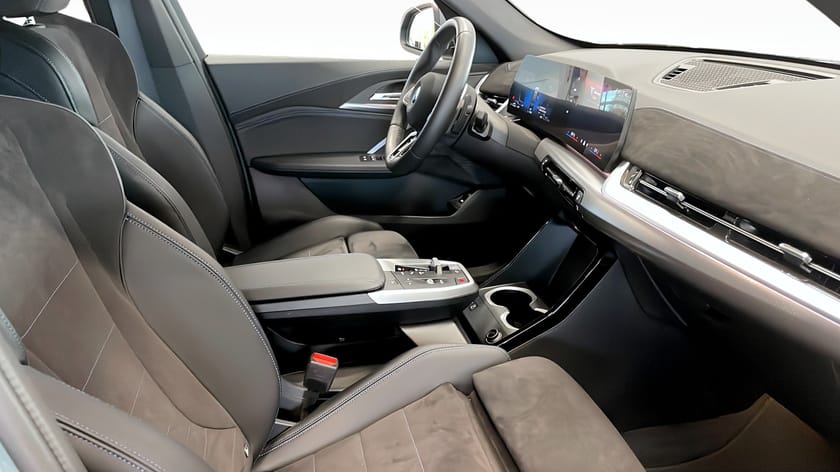 Bild 3 av BMW X1 xDrive25e