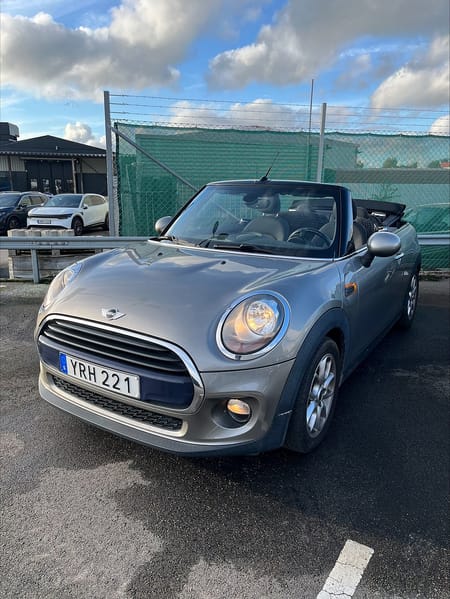 MINI Cooper Cabriolet