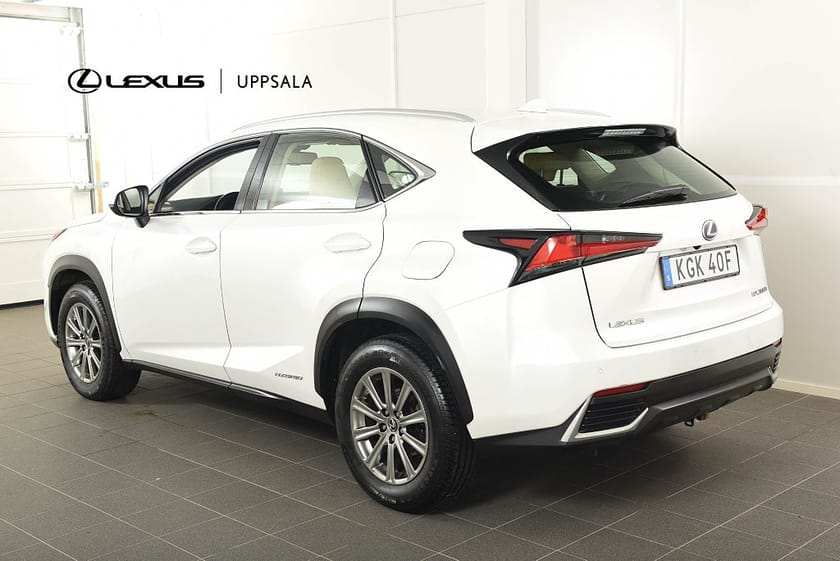 Bild 2 av Lexus NX 300h AWD