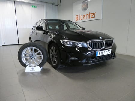 BMW 330e xDrive Touring