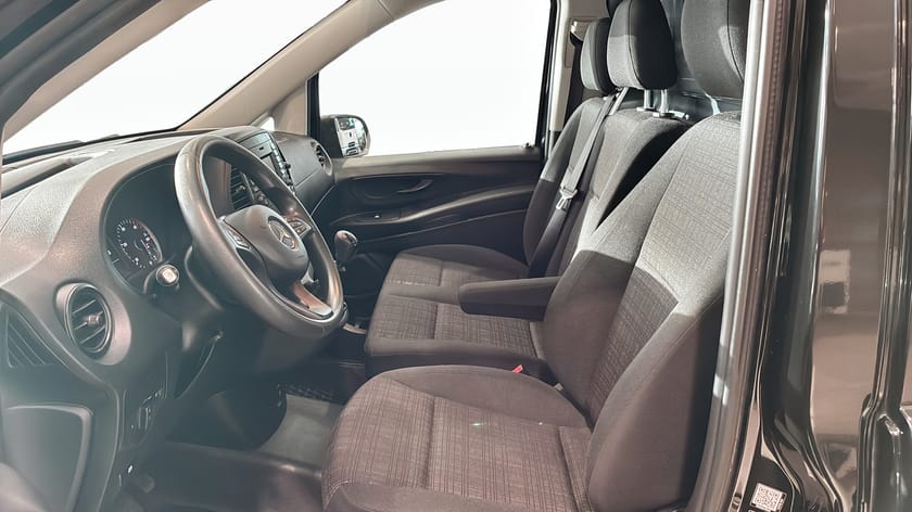 Bild 5 av Mercedes-Benz Vito 111 CDI 2.8t