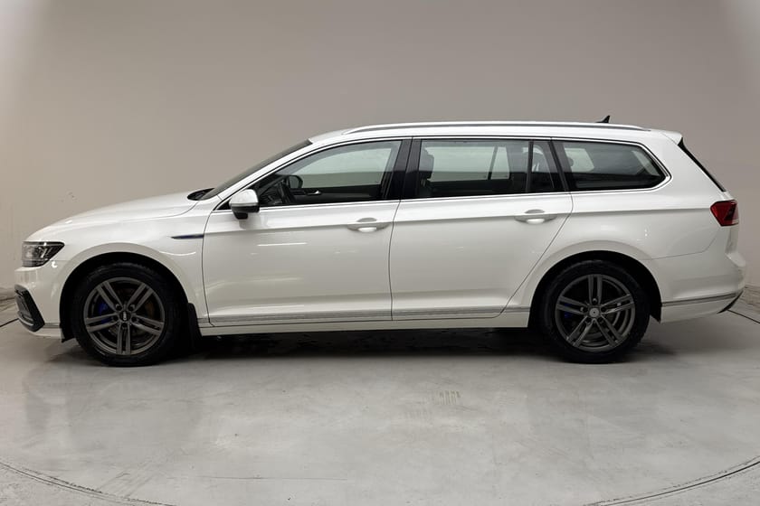 Bild 2 av Volkswagen Passat Sportscombi GTE