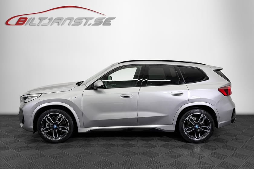 Bild 3 av BMW iX1 xDrive30