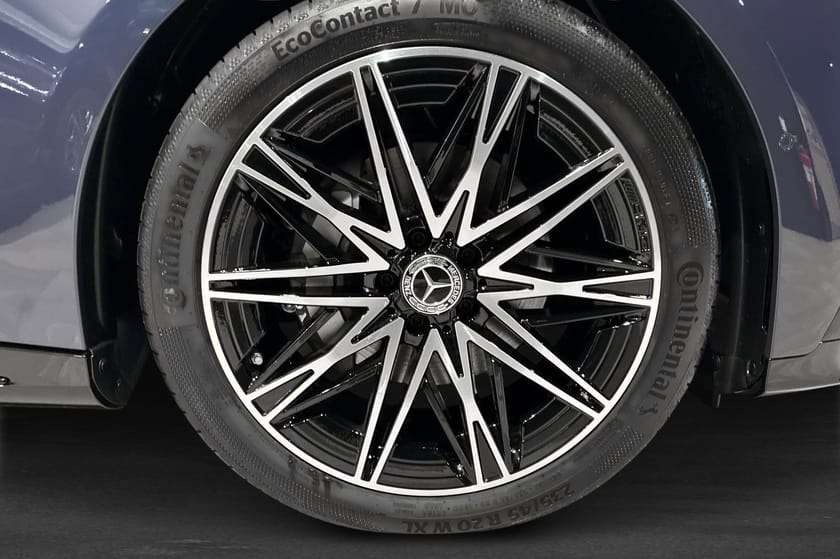 Bild 5 av Mercedes-Benz C 400 4MATIC
