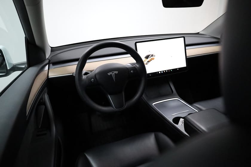 Bild 4 av Tesla Model Y Long Range AWD