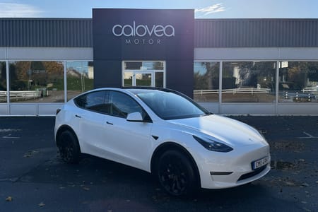 Tesla Model Y Long Range AWD
