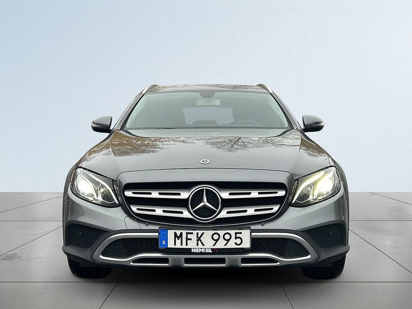 Bild 2 av Mercedes-Benz E 220 d 4MATIC All-Terrain
