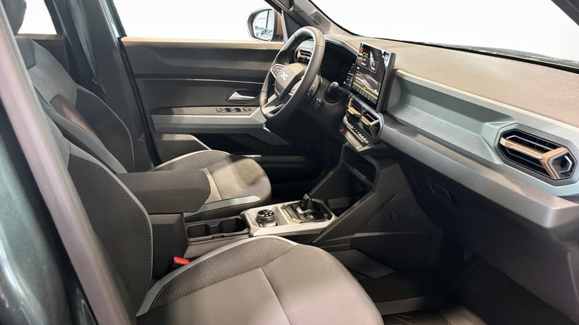 Bild 3 av Dacia Duster hybrid-G 150 4x4
