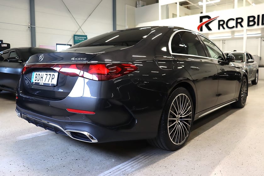 Bild 4 av Mercedes-Benz E 400 e 4MATIC