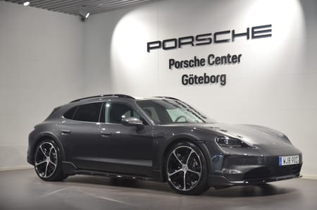 Porsche Taycan 4 Cross Turismo