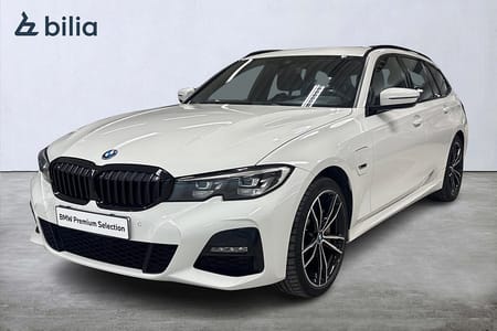 BMW 330e xDrive Touring