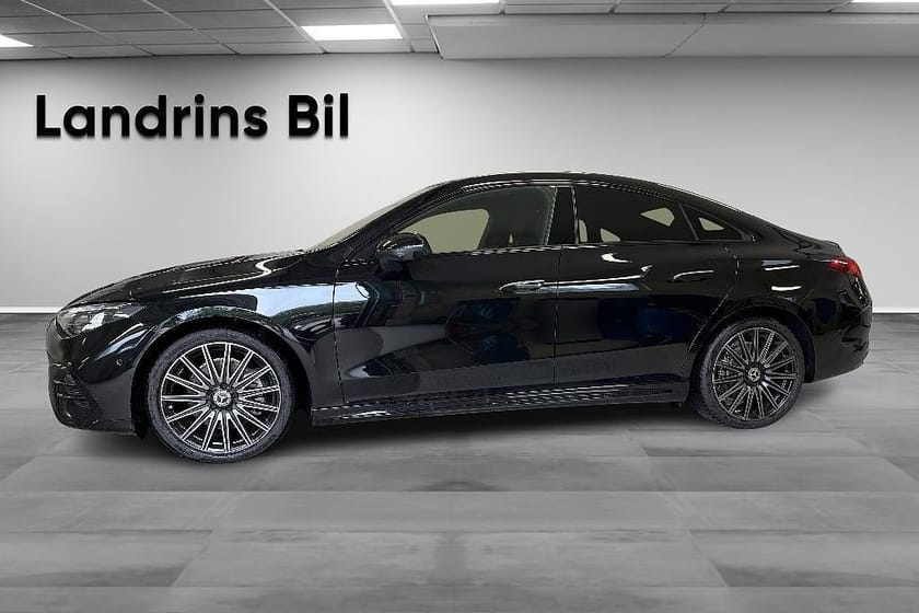 Bild 4 av Mercedes-Benz CLA 350 4MATIC