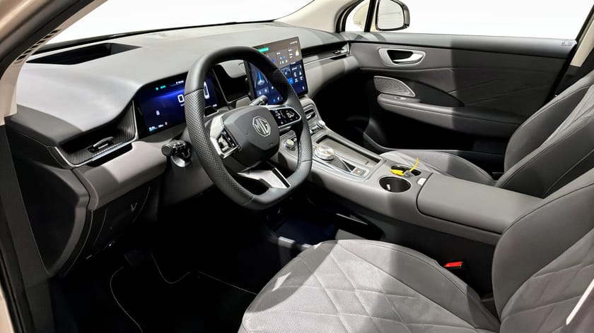 Bild 3 av MG S6 EV Dual Motor