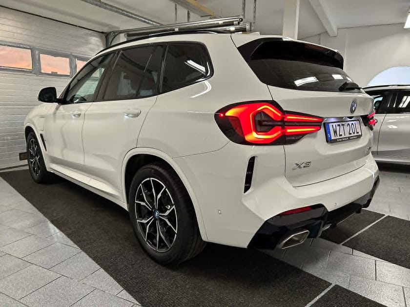 Bild 4 av BMW X3 xDrive30e