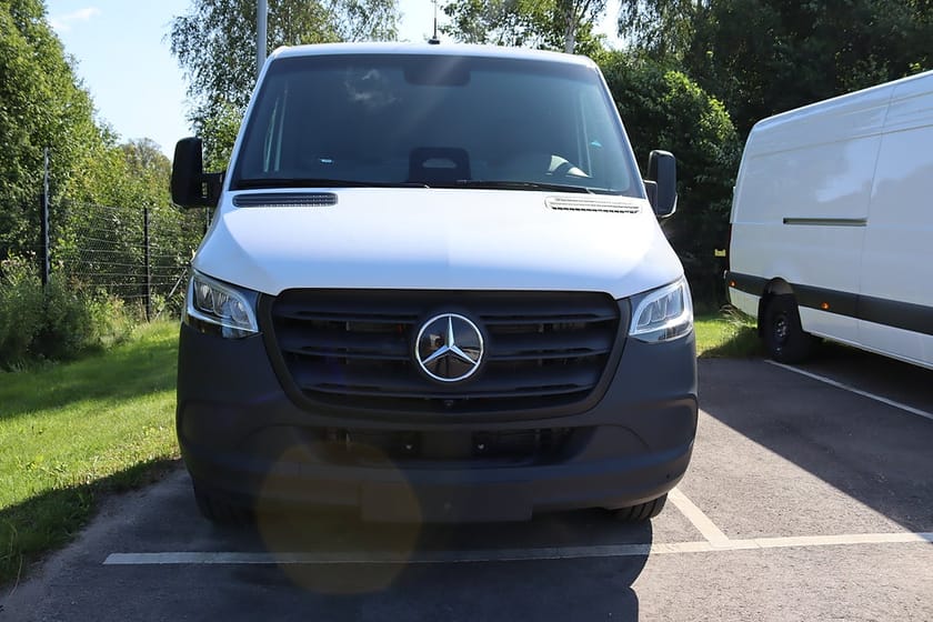 Bild 3 av Mercedes-Benz eSprinter 420 Chassi 81 kWh